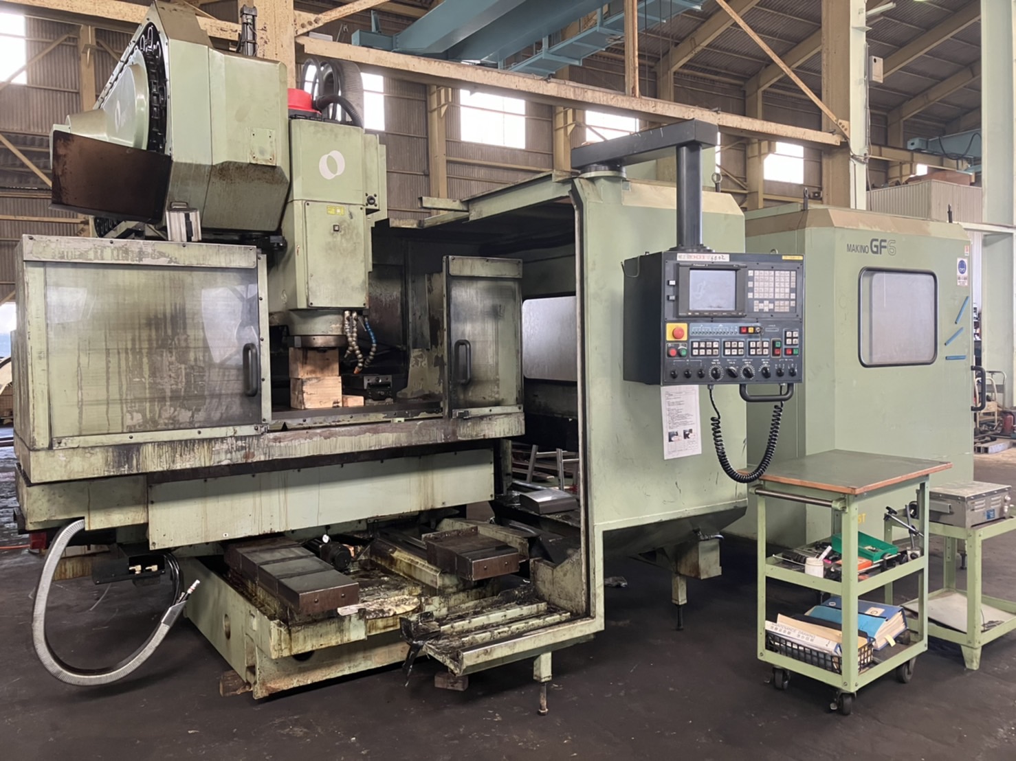 牧野フライス製作所 立型マシニングセンター GF6