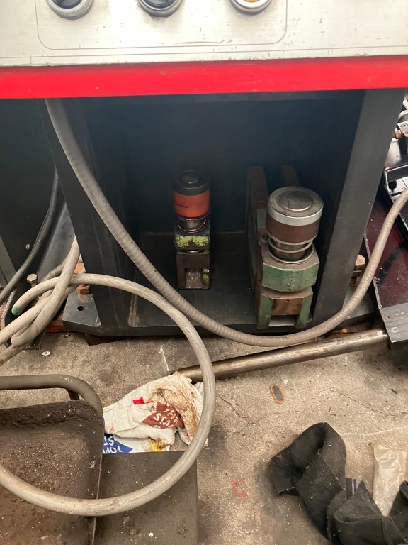 アマダ 50Tセットプレス SP-50