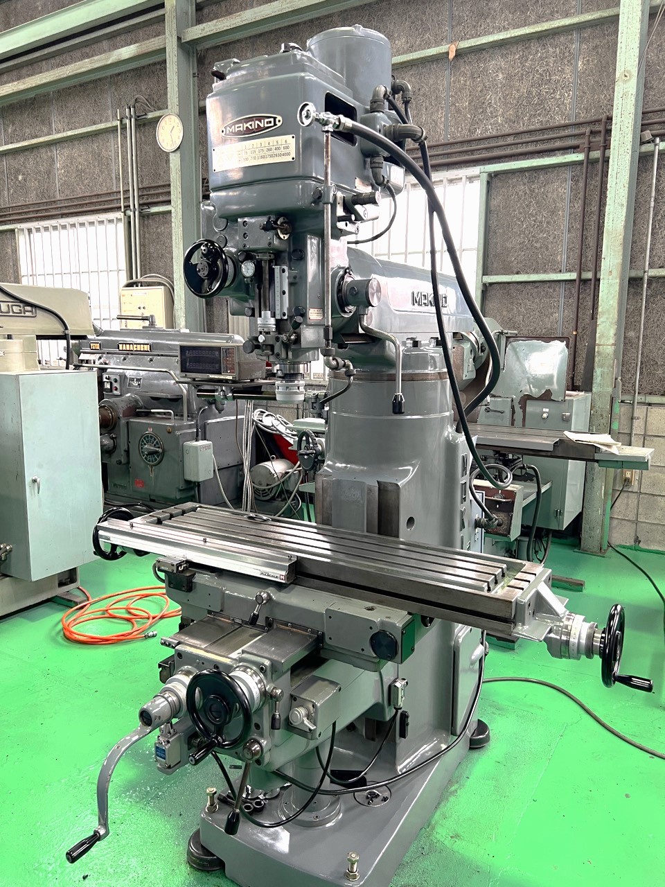 マキノ #1.5ラムフライス盤 KSA-55 | マシンライフ