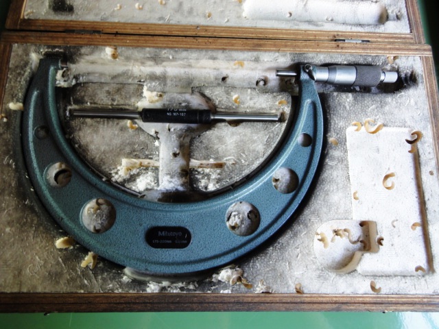 ミツトヨ マイクロメーター OM-200