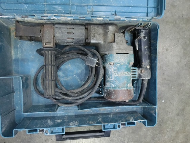 マキタ 電動ハンマ HM0810