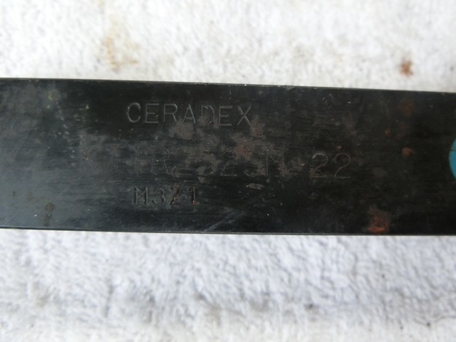 CERADEX バイトホルダー KTTR2525M-22