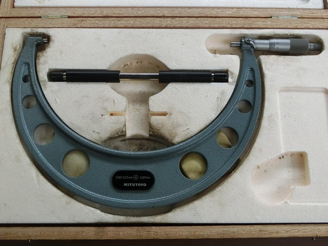 ミツトヨ マイクロメーター OM-225