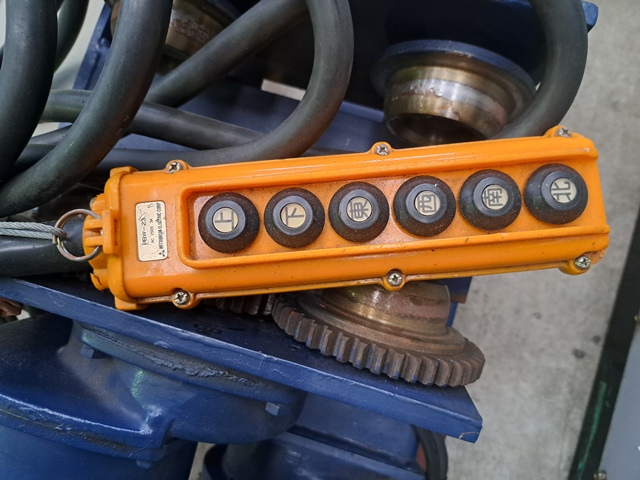 神内電機 ローヘッド型ホイスト FMT-1/2AL