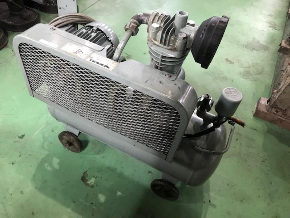 日立 エアーコンプレッサー 0.75P-9.5VA5