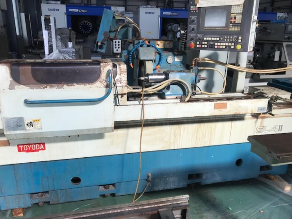豊田工機 NC円筒研削盤 GL4P-100II