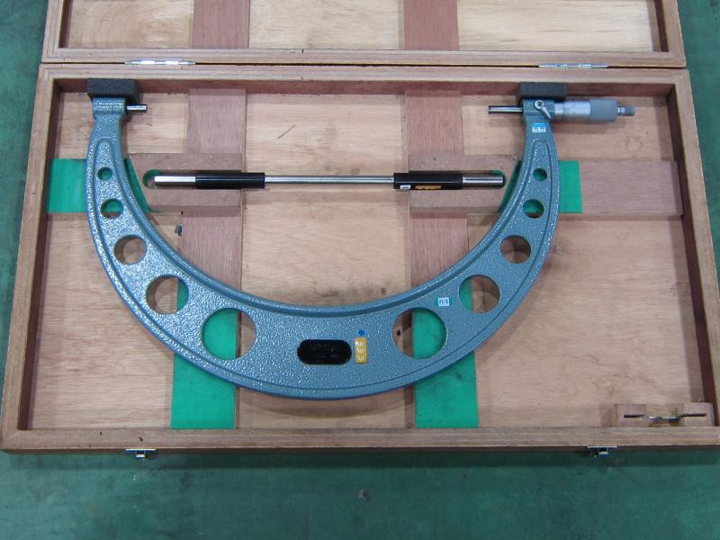 ミツトヨ 外側マイクロメーター OM-325(103-149)