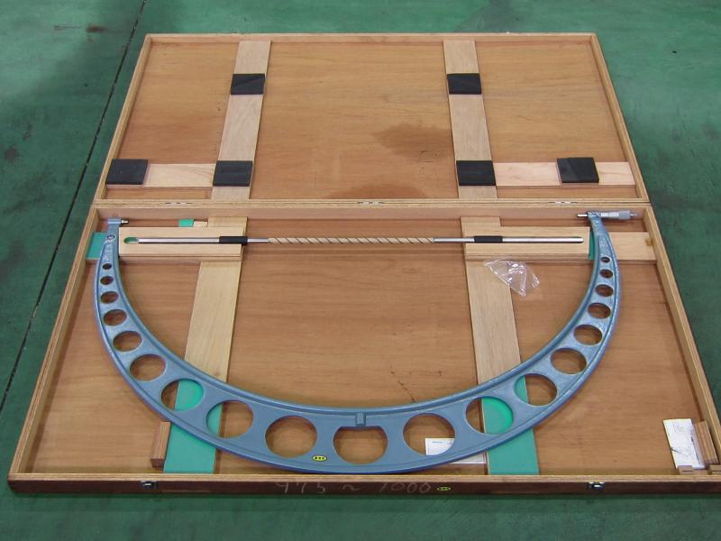 ミツトヨ 外側マイクロメーター OM-1000(103-176)