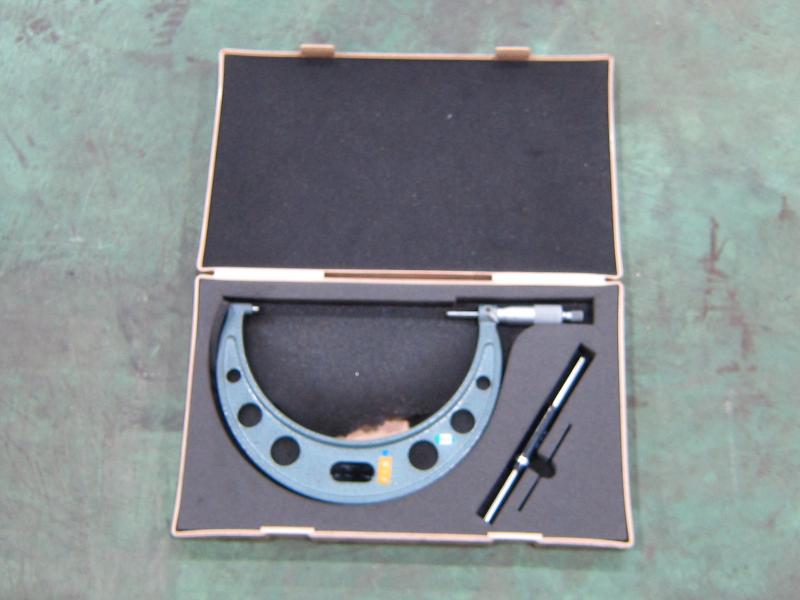 ミツトヨ 外側マイクロメーター OM-175(103-143)