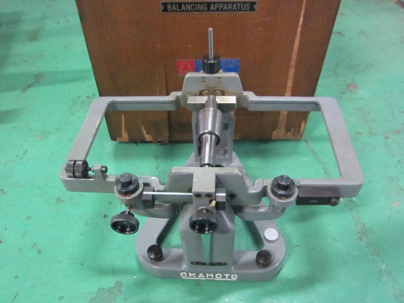岡本工作機械製作所 バランス台 BW-400