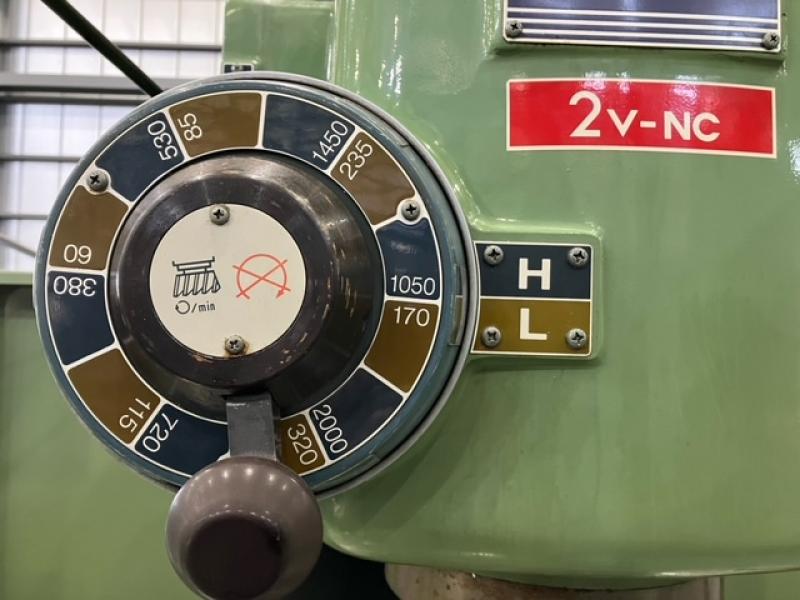 大隈豊和機械 NC立フライス 2V-NC