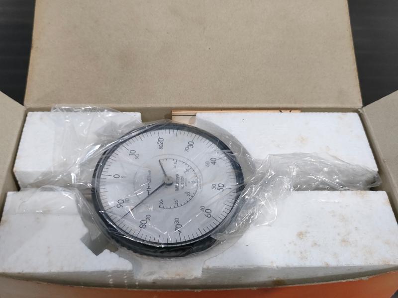 ミツトヨ ロングストローク大形ダイヤルゲージ 3052F