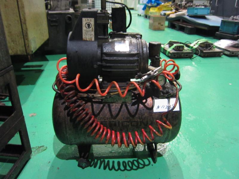 日立 エアーコンプレッサー 0.4OP-7S 100V 60Hz 400W 0.4kW タンク30L 
