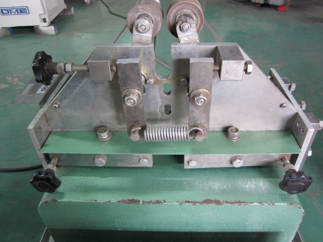 ベルト研磨機 SW-300D
