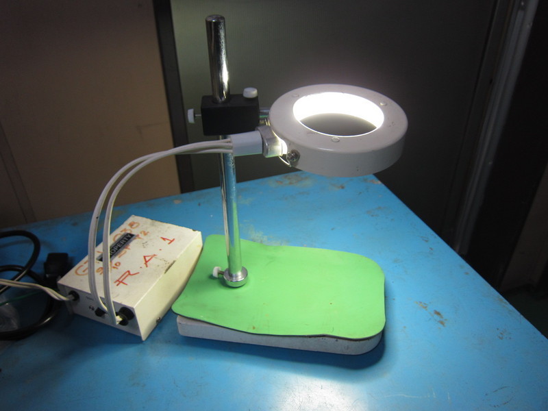 小型リング照明