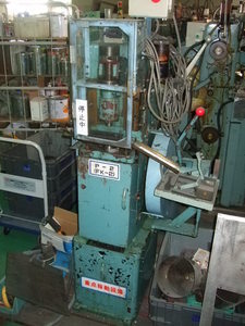 粉末技研工業 粉末プレス FK-2