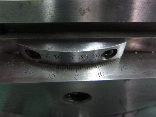 回転角度傾斜バイス