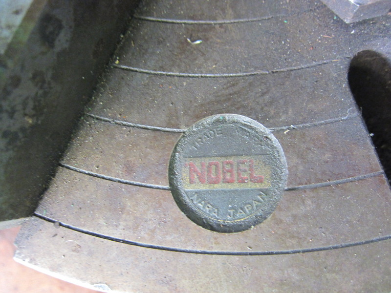 NOBEL 4つ爪インディペンデントチャック