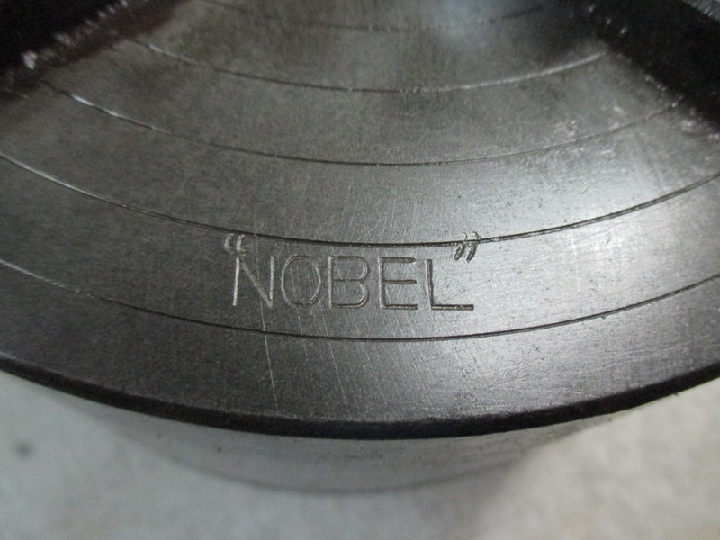 NOBEL 四ツ爪インディペンデントチャック