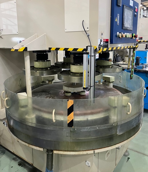 不二越機械 片面ラップ盤 SRLM-18A