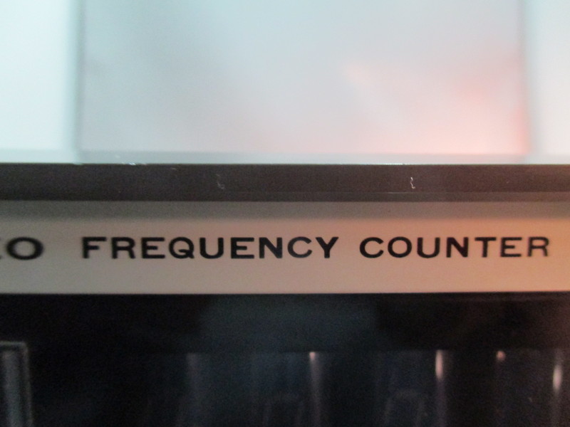 TRIO FREQUENCY COUNTER FC-752