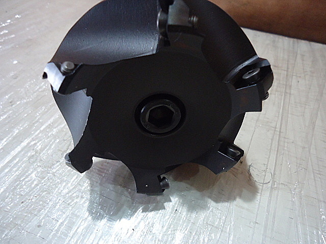 KENNAMETAL フェイスミル 80A06RS45SE12J