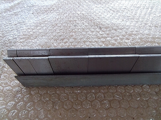 金型