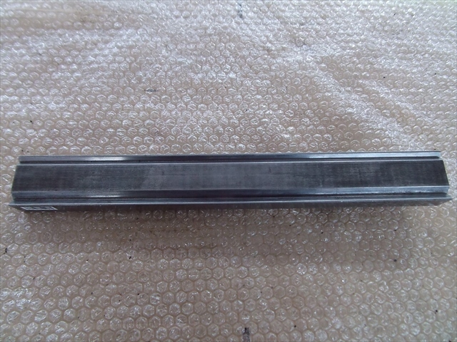 金型