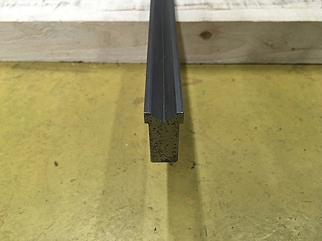 金型 322