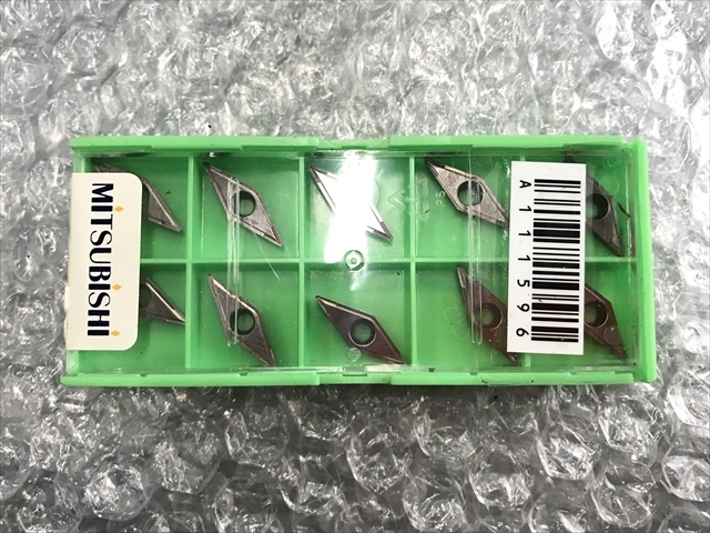 三菱マテリアル チップ 新品 VCMT110304