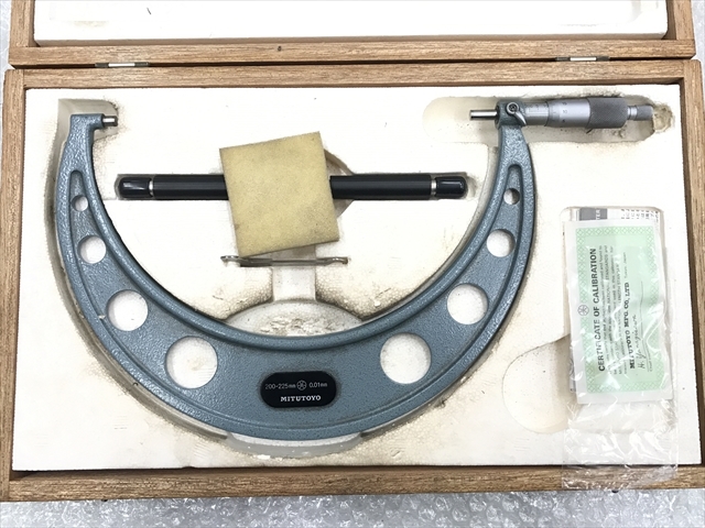 ミツトヨ 外側マイクロメーター OM-225(103-145)