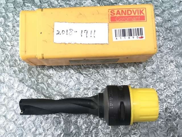 サンドビック スローアウェイドリル R416.2-0170C4-41
