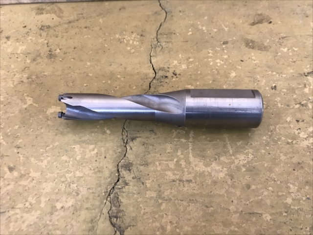 住友電工(イゲタロイ) スローアウェイドリル SMDH240M