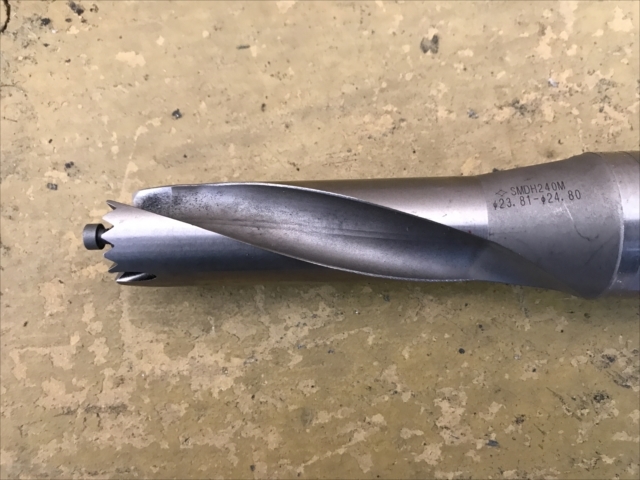 住友電工(イゲタロイ) スローアウェイドリル SMDH240M