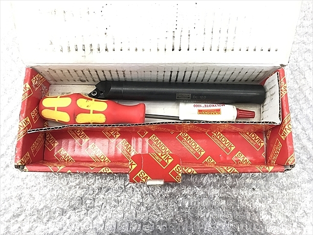 SANDVIK ボーリングバイトホルダー R215.64-12A20-4512