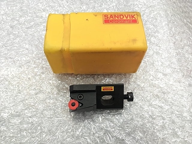SANDVIK ホルダー PTFNR 16CA-16