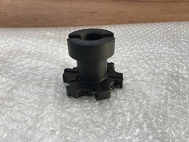 SANDVIK サイドカッター R33.132-080Q27EM