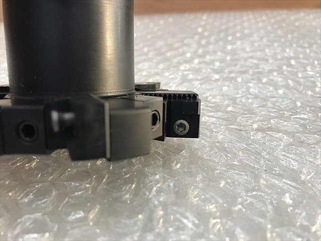 SANDVIK サイドカッター R331.32-080Q27FM