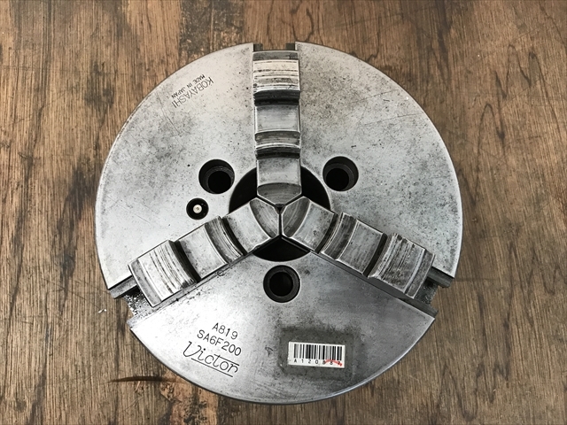 Victor スクロールチャック SA6F200