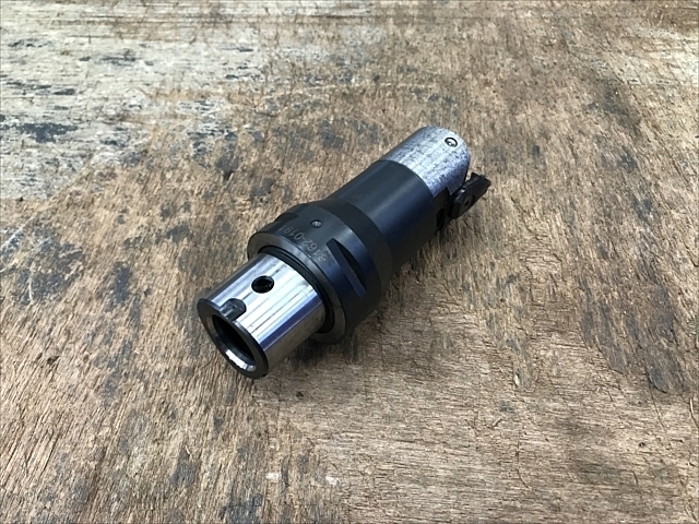 SANDVIK アダプタ C5-R825B-AAD081A