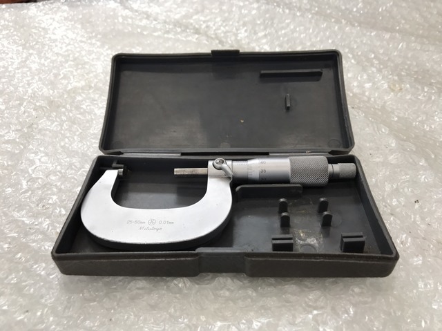 ミツトヨ 外側マイクロメーター M210-50(101-104)