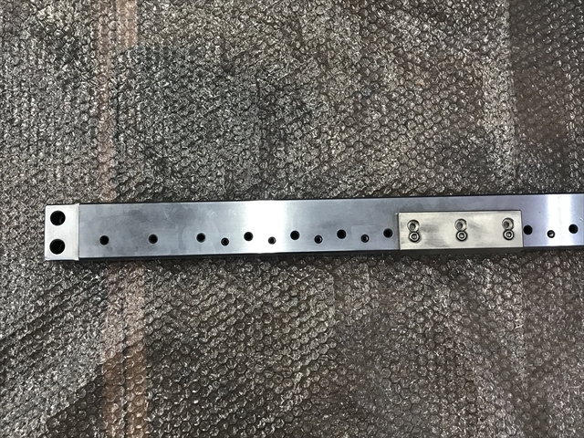 ワイヤーカット治具