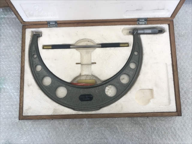 ミツトヨ 外側マイクロメーター OM-300(103-148A)