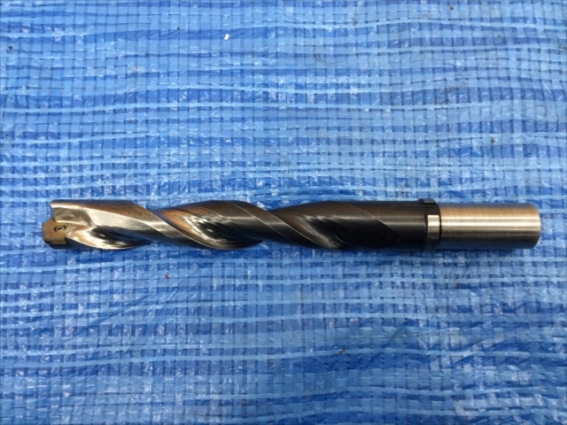 --,, スローアウェイドリル 