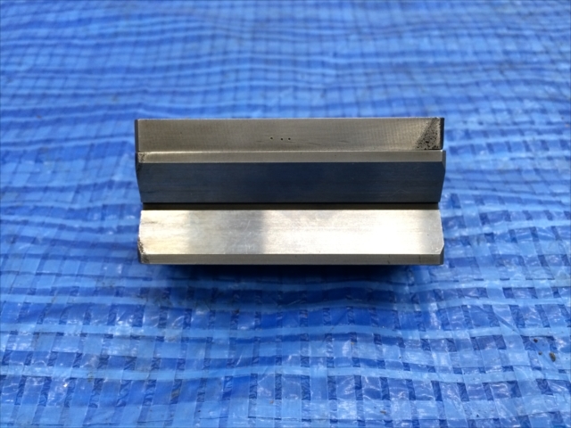 ワイヤーカット治具