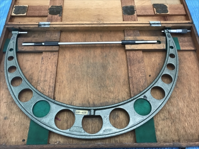 ミツトヨ 外側マイクロメーター OM-625(103-161)