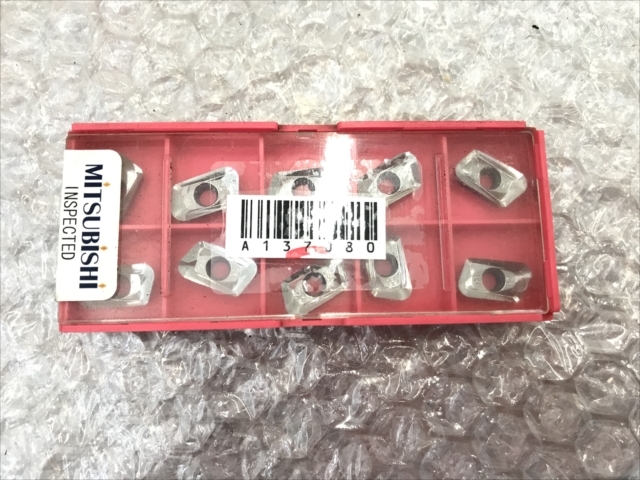 三菱マテリアル チップ 新品 XPGT13T3PDFR-G6