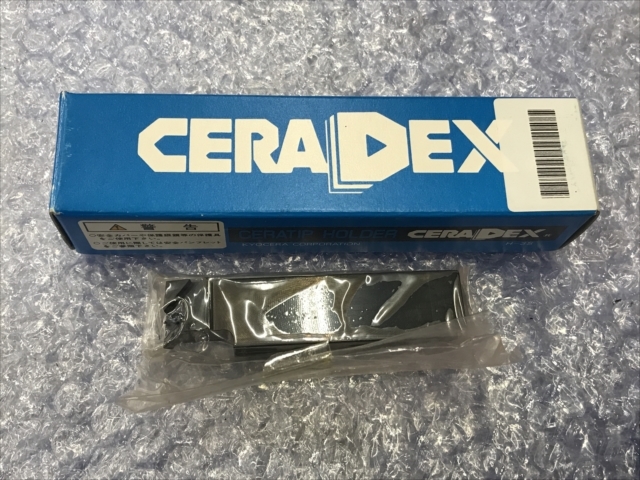 京セラ バイトホルダー 新品 XC7028SU1220X-11