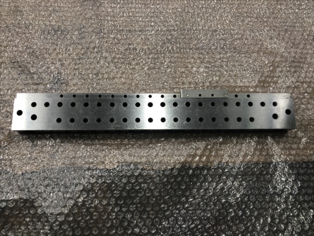 ワイヤーカット用治具
