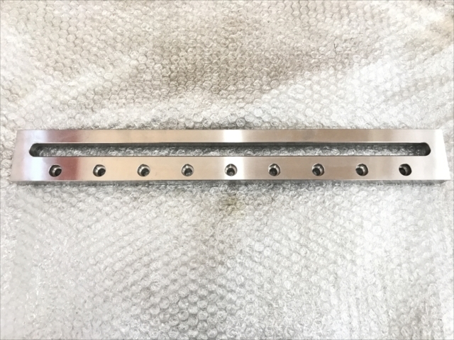 ワイヤーカット治具